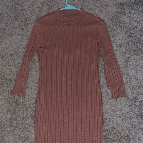 Dress - Picture 1 of 6